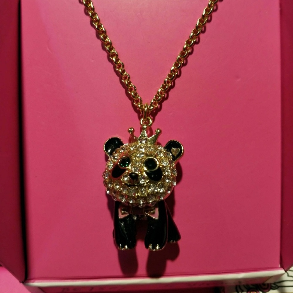 Betsey Johnson necklace